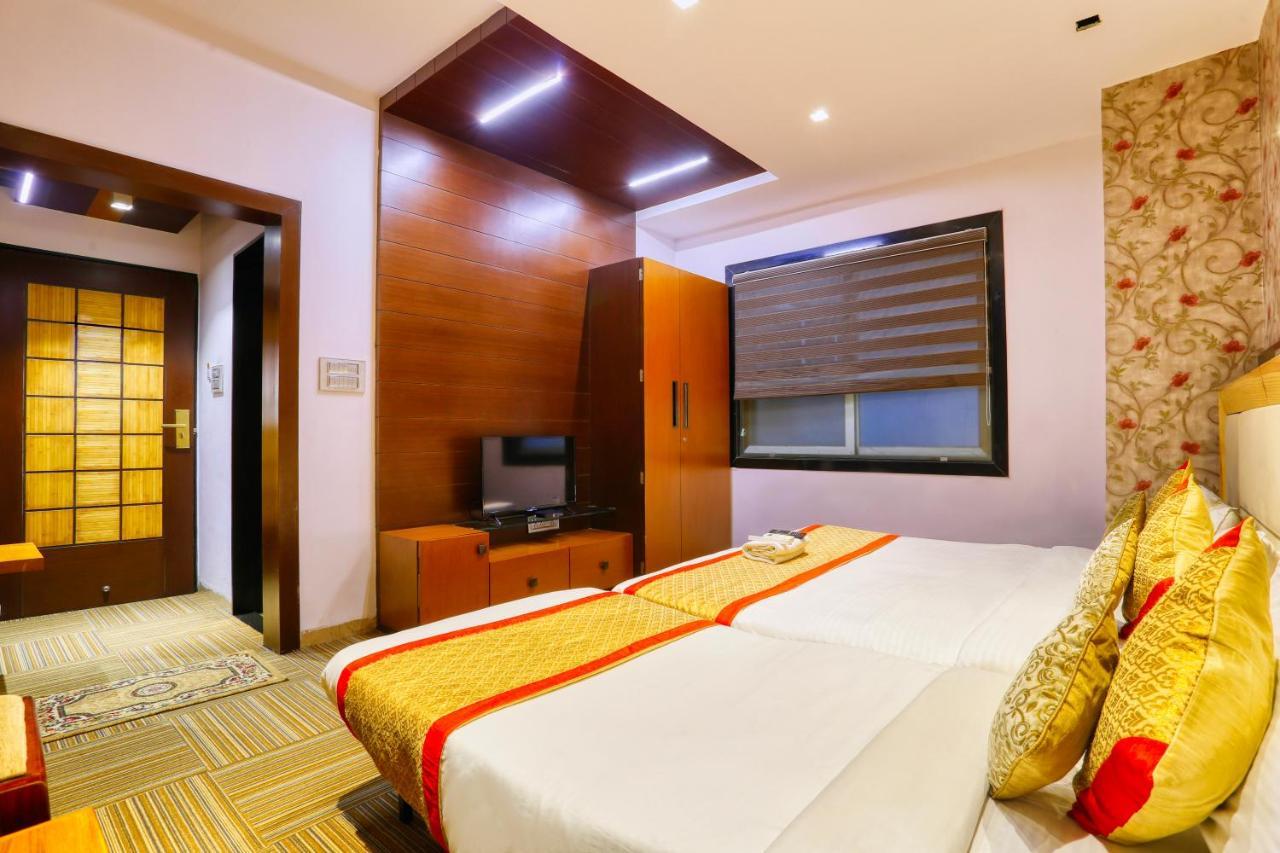 The Ashoka Hotel Indore Esterno foto