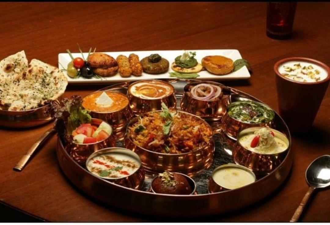 The Ashoka Hotel Indore Esterno foto