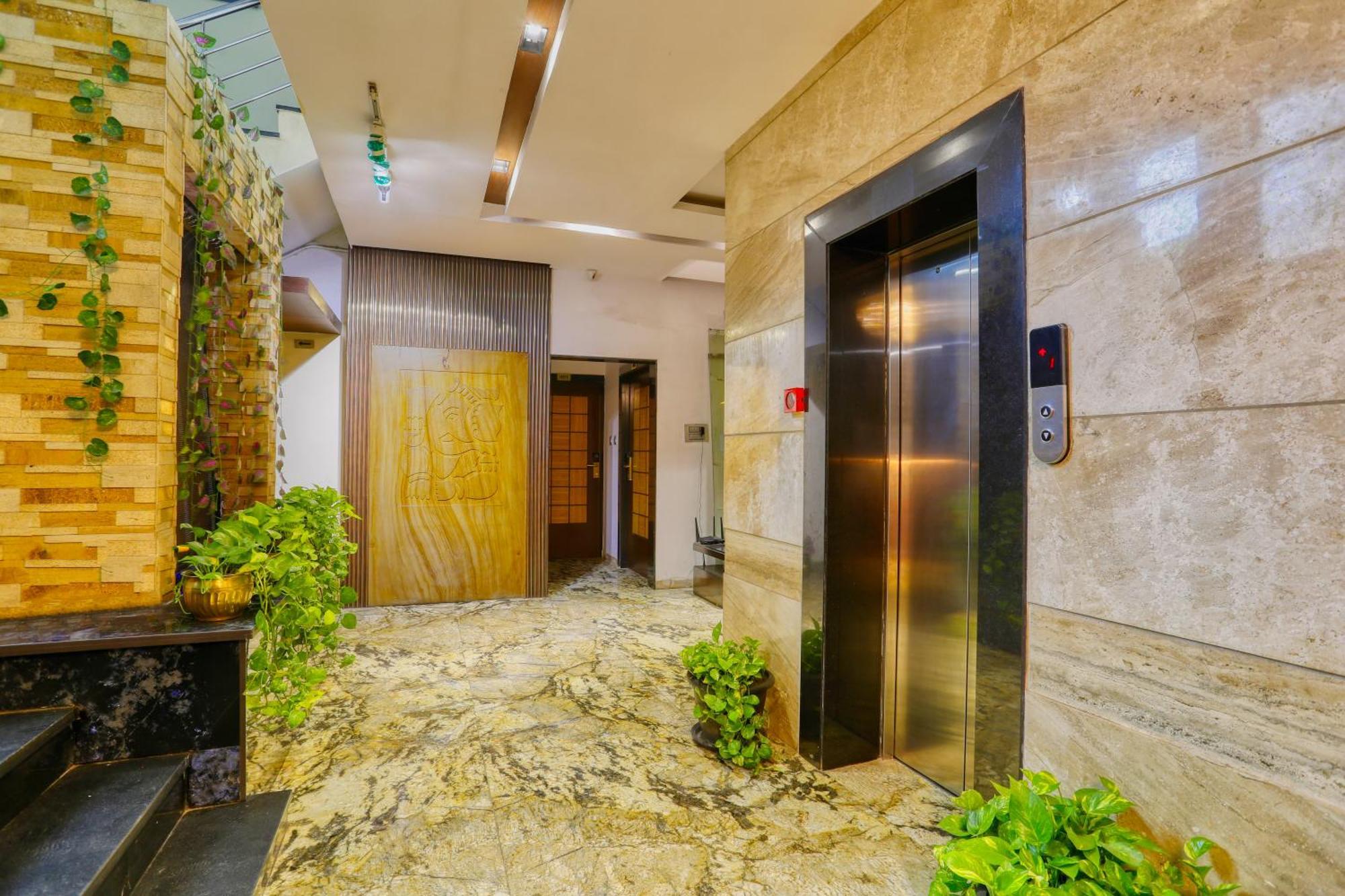 The Ashoka Hotel Indore Esterno foto