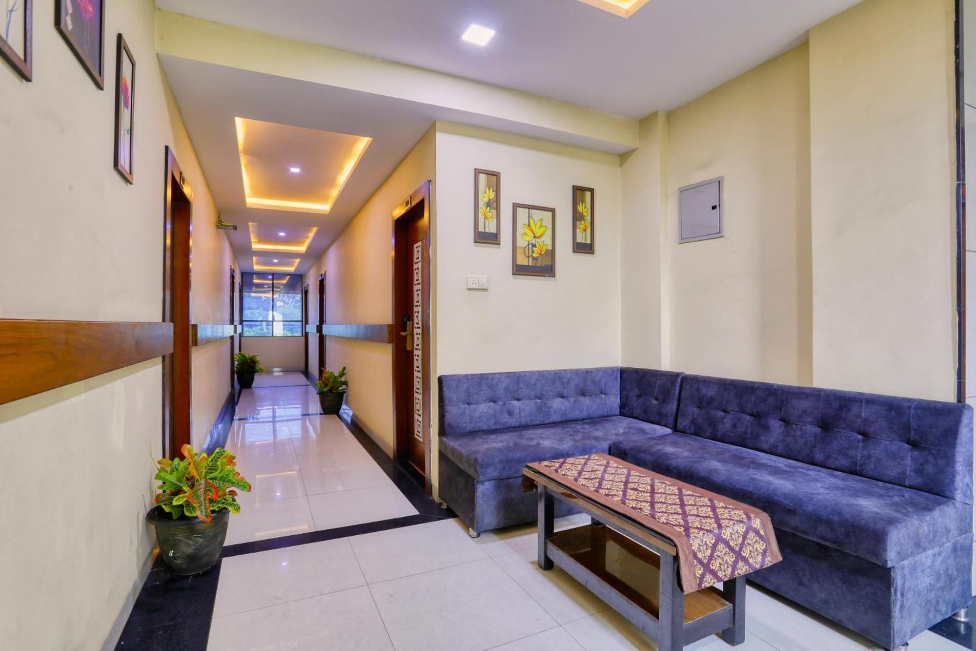 The Ashoka Hotel Indore Esterno foto